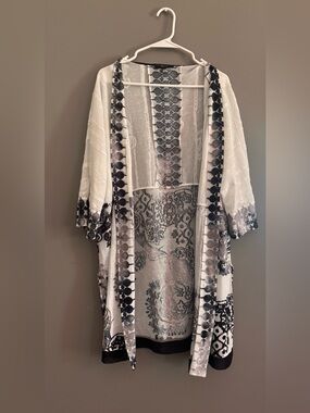 Ativa Gray and White Printed Open Cardigan